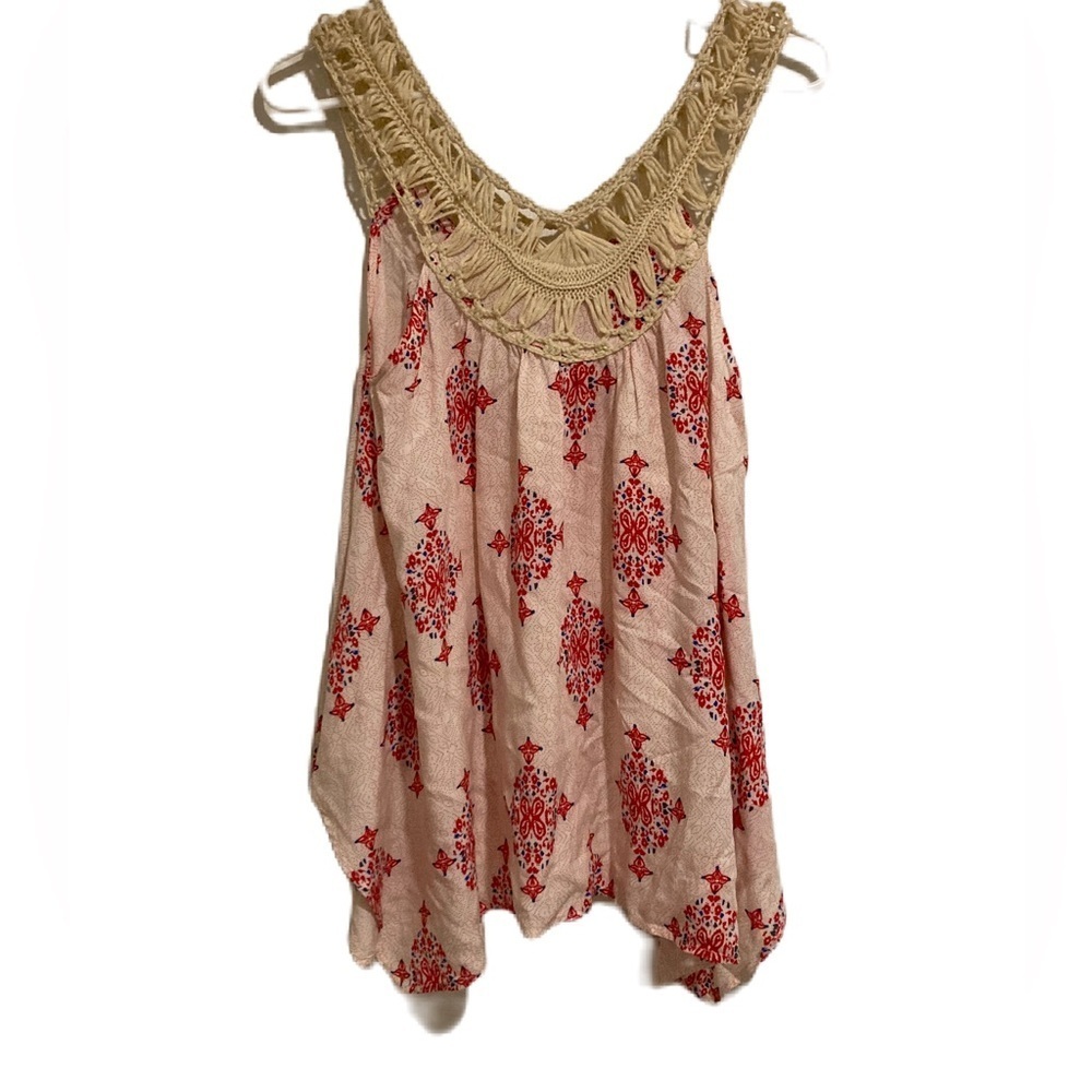 Entro Women’s Cream and Red Patterned Top Sz. Small - Picture 2 of 4